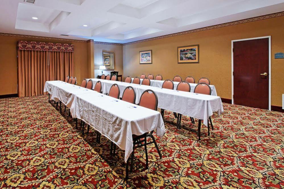 Holiday Inn Express & Suites Tupelo By Ihg Udogodnienia zdjęcie